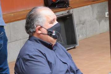 La alcaldesa Carmen Hernández y el concejal Servando Hernández durante la presentación del programa festivo/TA.